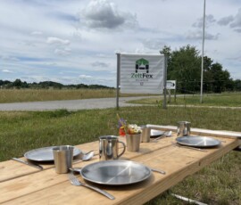 Tisch und Bänke